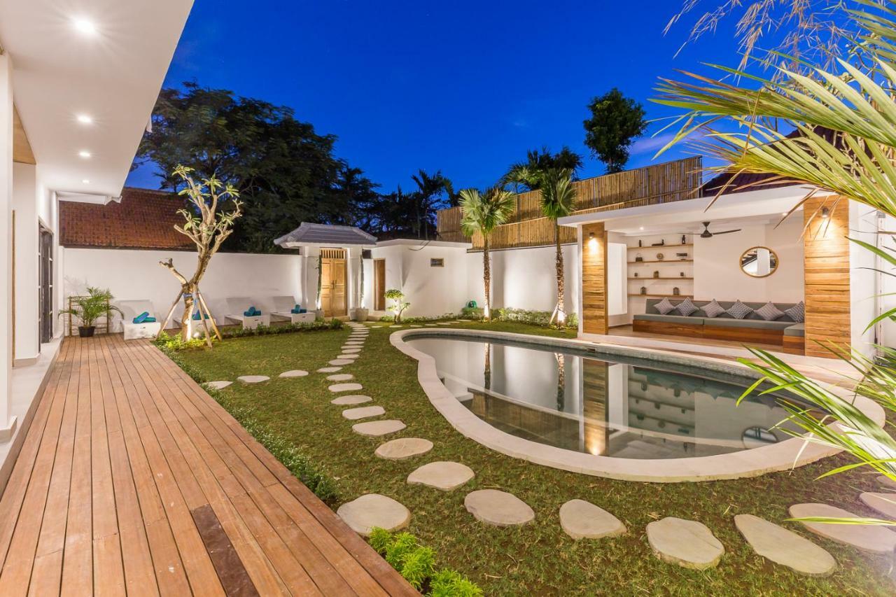 Villa Jamu Seminyak Esterno foto