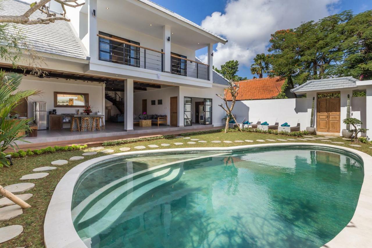 Villa Jamu Seminyak Esterno foto